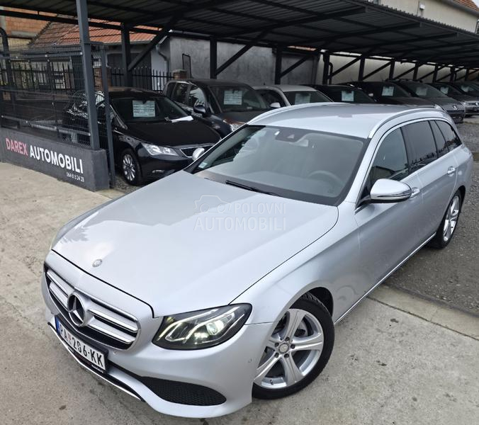 Mercedes Benz E 220 2.0 A.U.T.O.M.A.T.I