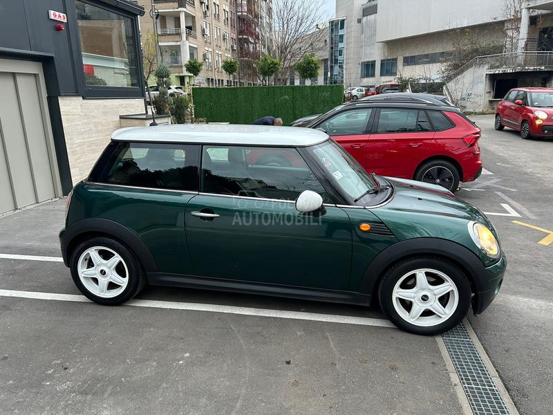 MINI Cooper R56