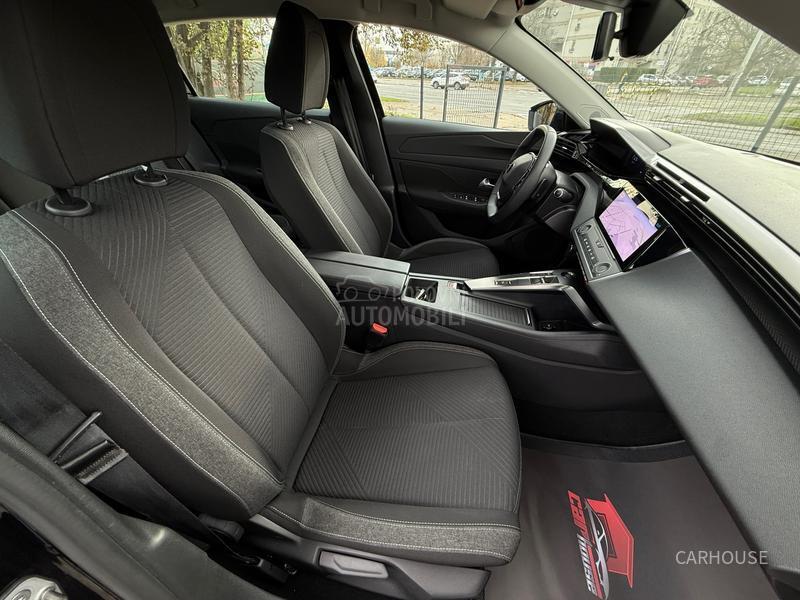 Peugeot 308 STYLE AUT/NAV/LED