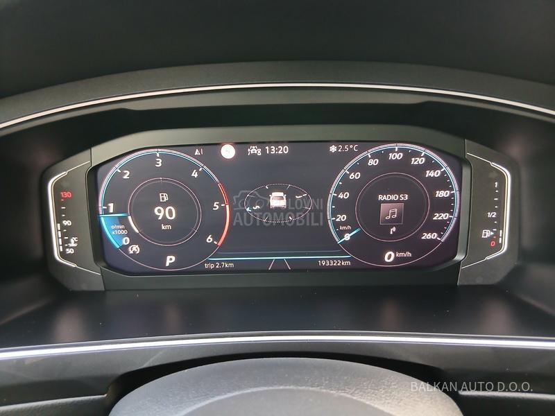 Volkswagen Tiguan 2.0 TDI/R-LINE/DSG