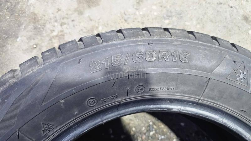 Firestone 215/60 R16 Zimska