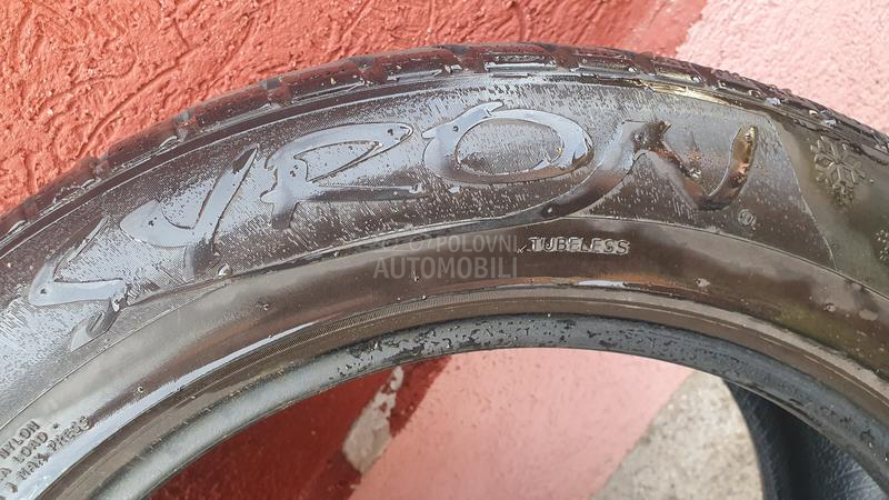 Syron 225/55 R17 Zimska