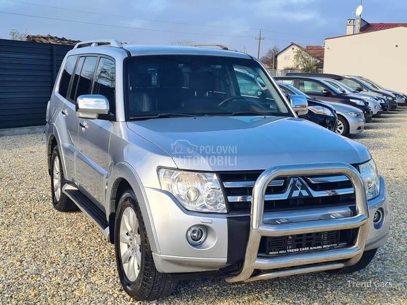 Mitsubishi Pajero 3.2 DID TERETNO 5SED