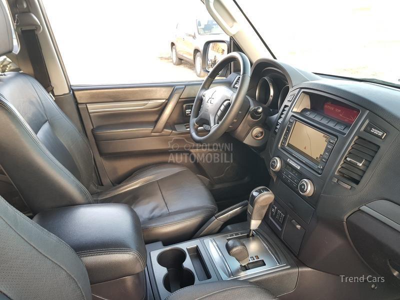 Mitsubishi Pajero 3.2 DID TERETNO 5SED