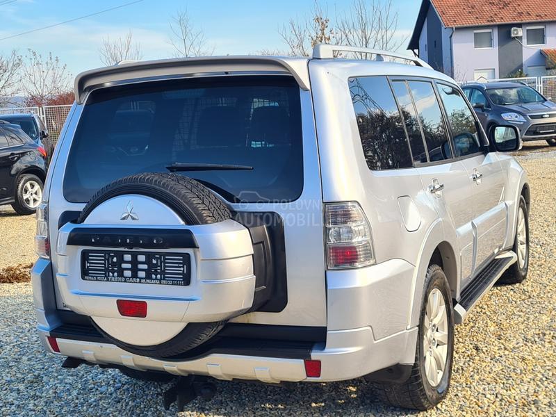 Mitsubishi Pajero 3.2 DID TERETNO 5SED