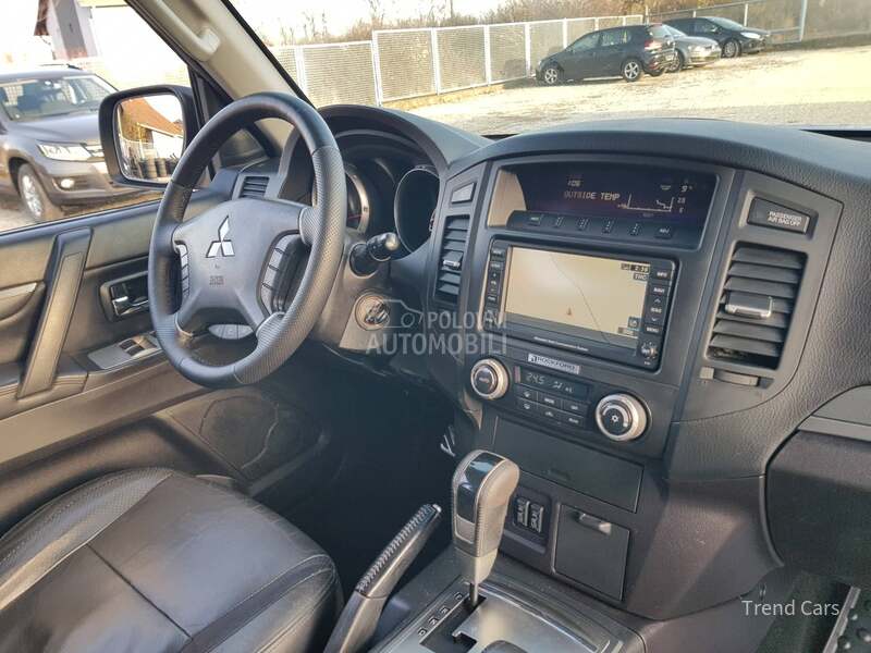 Mitsubishi Pajero 3.2 DID TERETNO 5SED