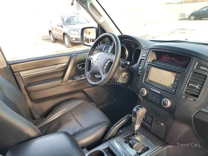 Mitsubishi Pajero 3.2 DID TERETNO 5SED