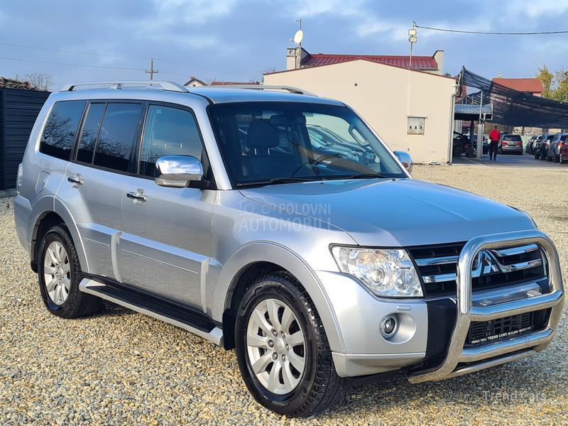 Mitsubishi Pajero 3.2 DID TERETNO 5SED