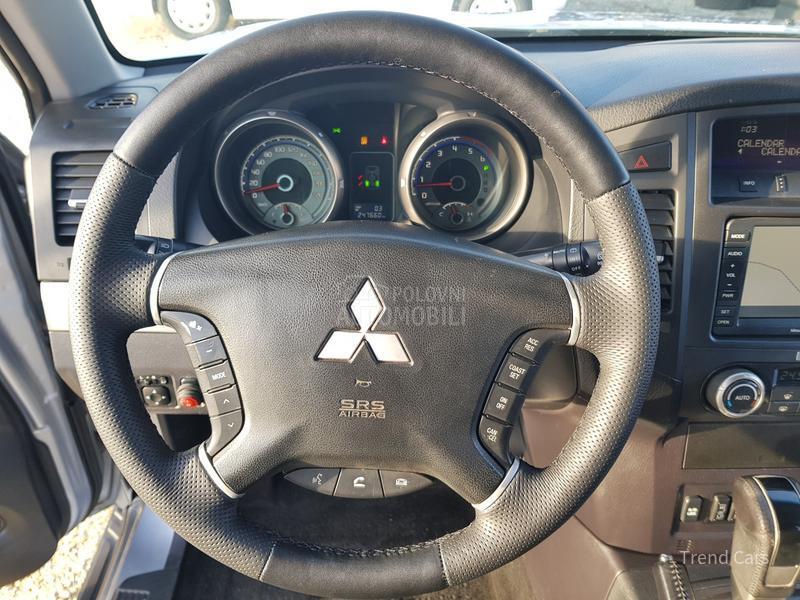 Mitsubishi Pajero 3.2 DID TERETNO 5SED
