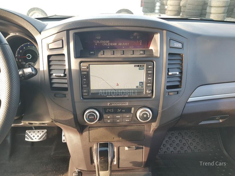 Mitsubishi Pajero 3.2 DID TERETNO 5SED
