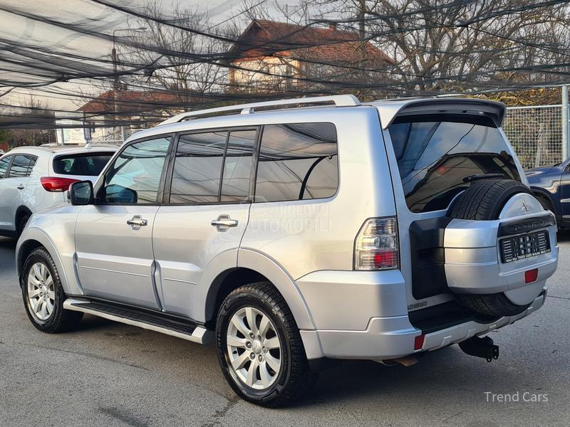 Mitsubishi Pajero 3.2 DID TERETNO 5SED