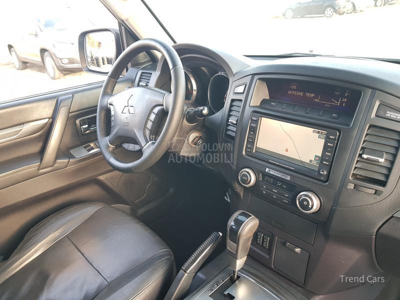 Mitsubishi Pajero 3.2 DID TERETNO 5SED