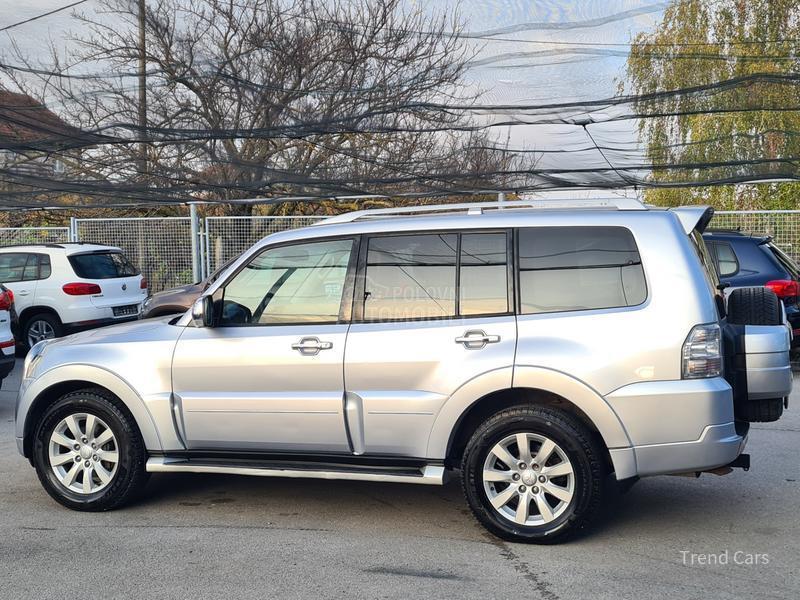 Mitsubishi Pajero 3.2 DID TERETNO 5SED