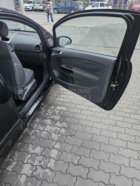 Opel Corsa D 