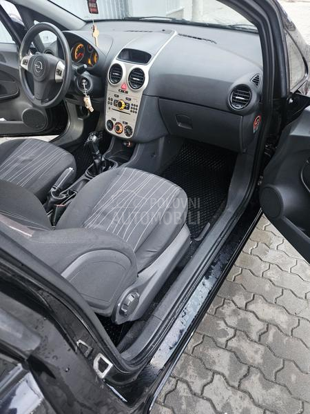 Opel Corsa D 