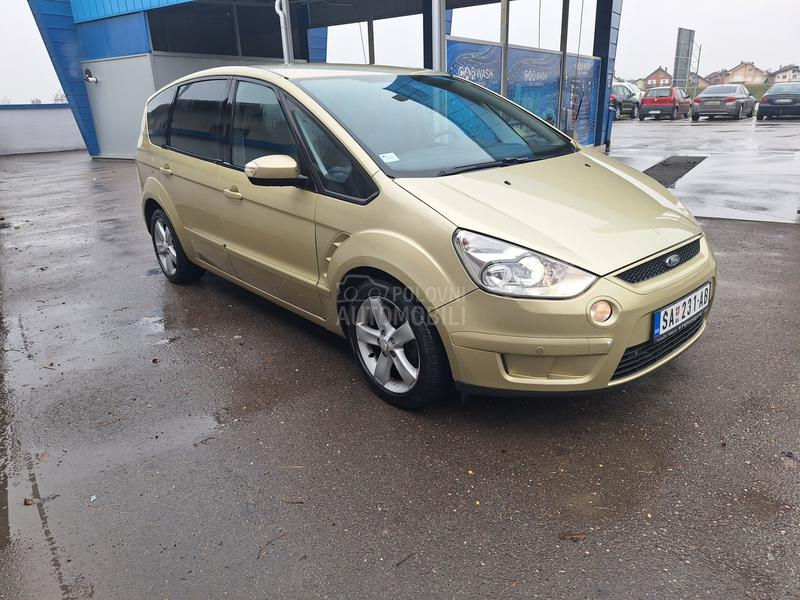 Ford S-Max 