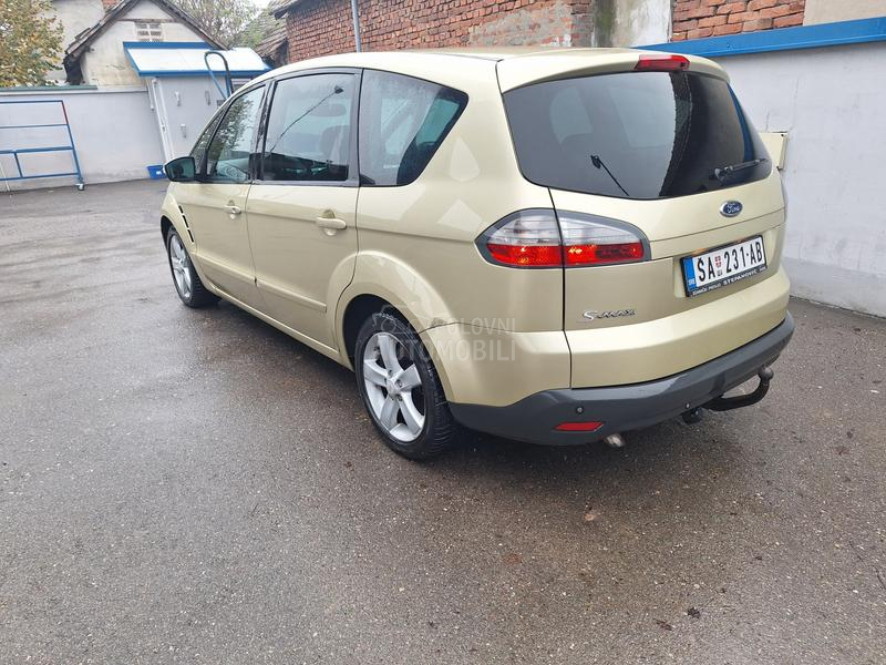 Ford S-Max 