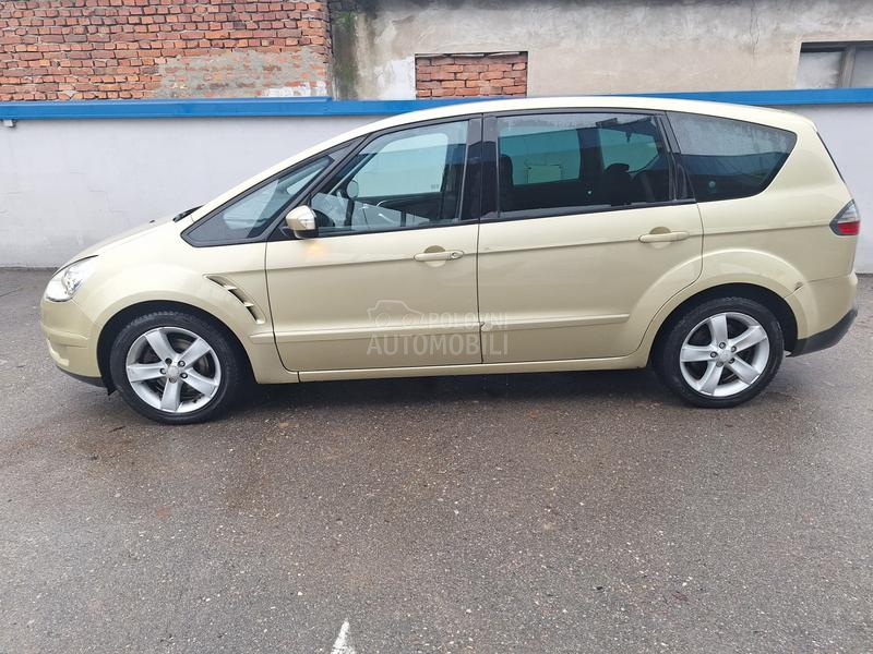 Ford S-Max 