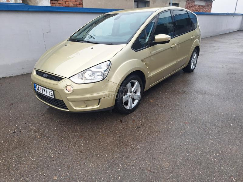 Ford S-Max 