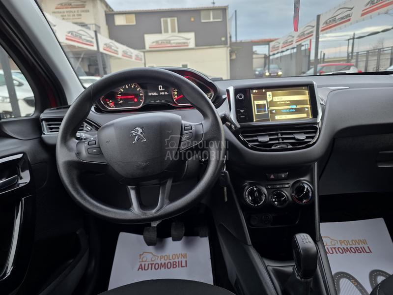 Peugeot 208 1.2/CH/137.000 K.M
