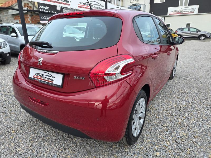 Peugeot 208 1.2/CH/137.000 K.M