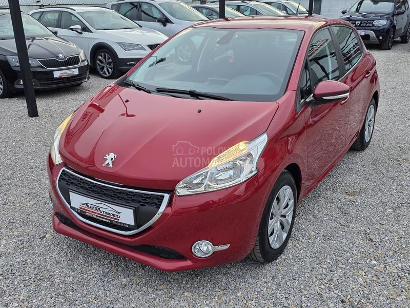 Peugeot 208 1.2/CH/137.000 K.M