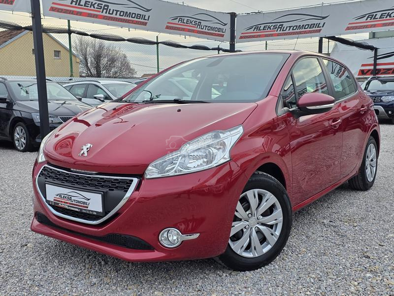 Peugeot 208 1.2/CH/137.000 K.M