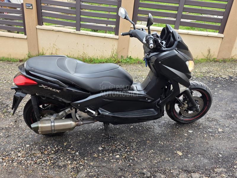 Yamaha X Max 250