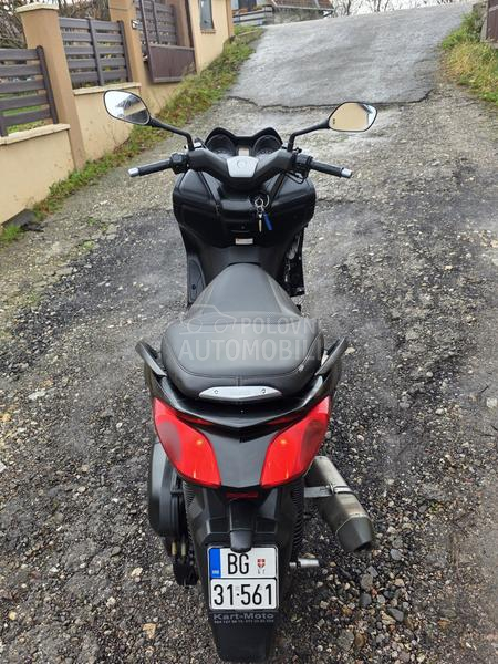Yamaha X Max 250