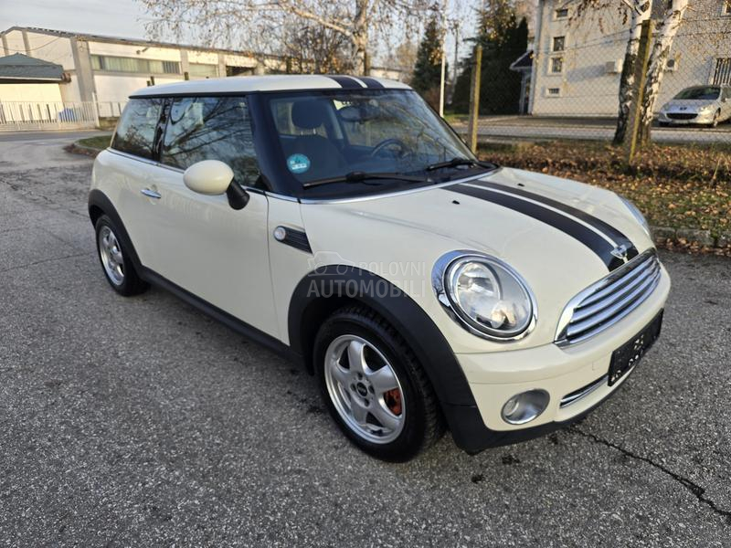 MINI Cooper 1.4B