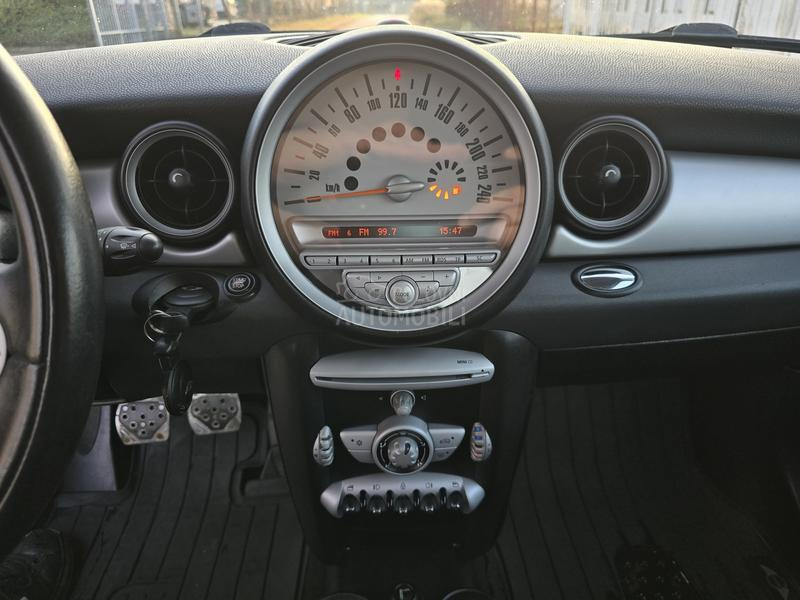 MINI Cooper 1.4B