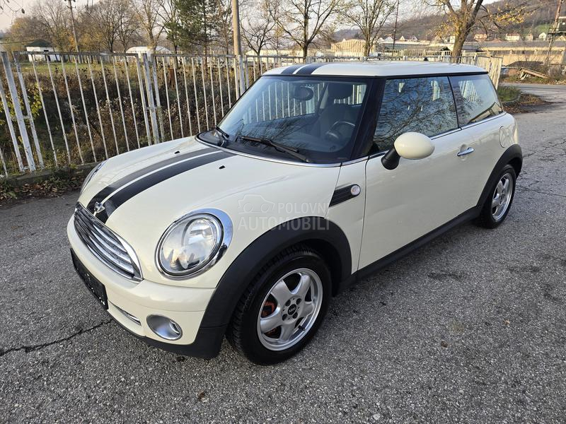 MINI Cooper 1.4B