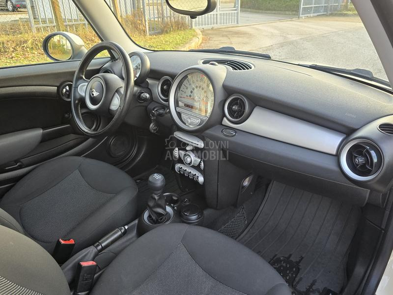 MINI Cooper 1.4B