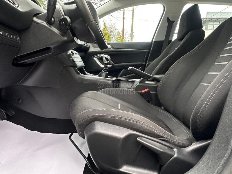 Peugeot 308 1.6HDI Cokolada/Kam