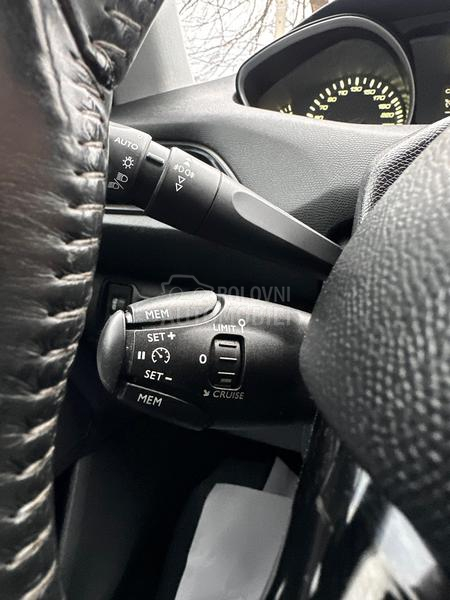 Peugeot 308 1.6HDI Cokolada/Kam