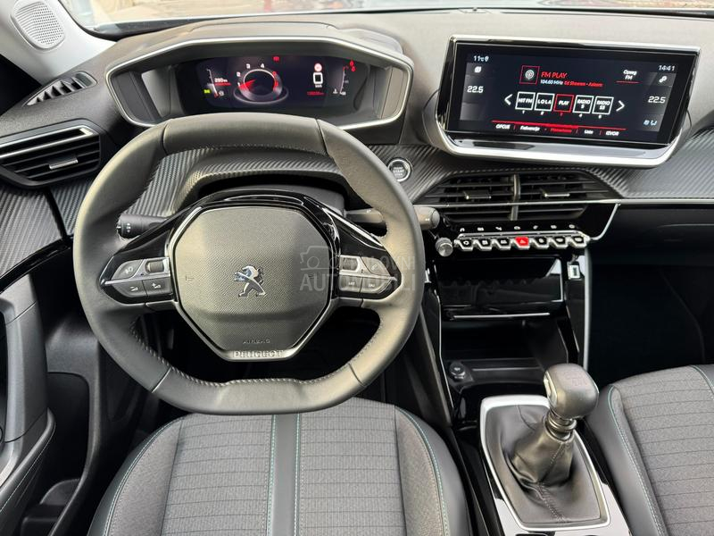 Peugeot 2008 1.5 ALLURE V SERVIS