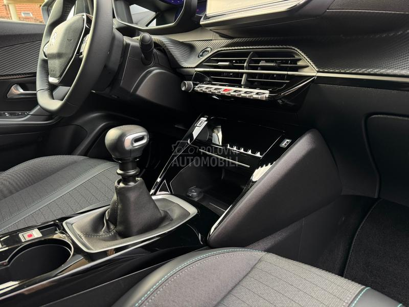 Peugeot 2008 1.5 ALLURE V SERVIS