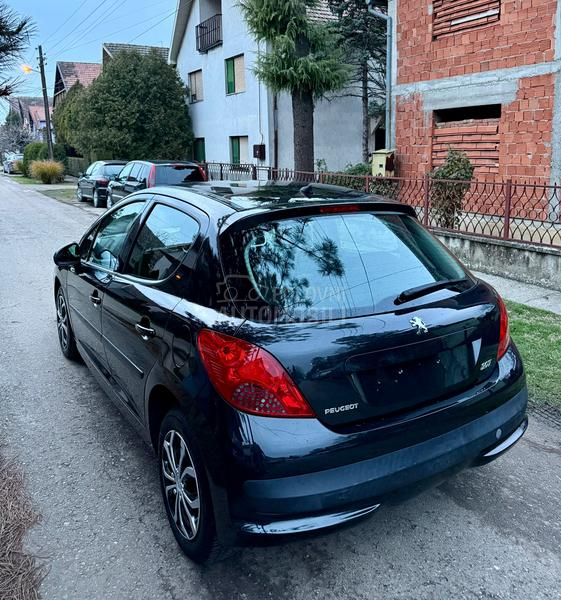 Peugeot 207 1.4b