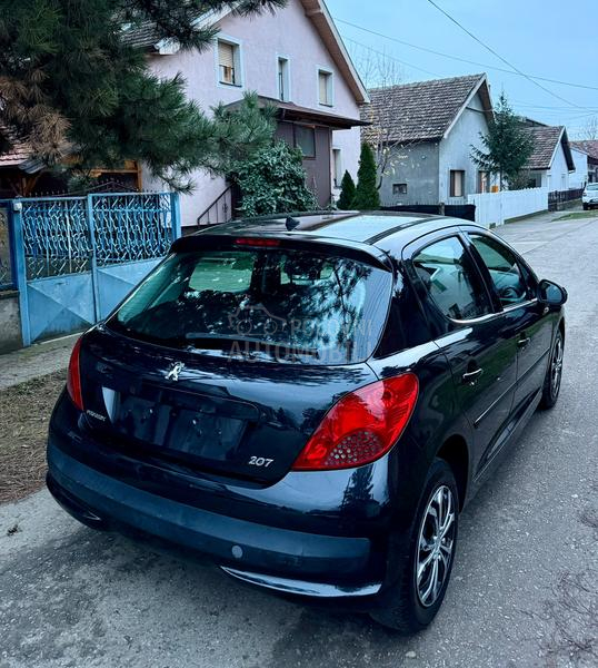 Peugeot 207 1.4b
