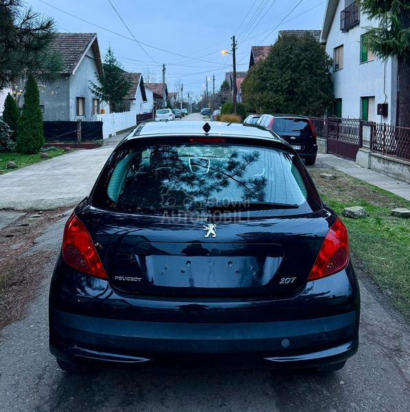 Peugeot 207 1.4b