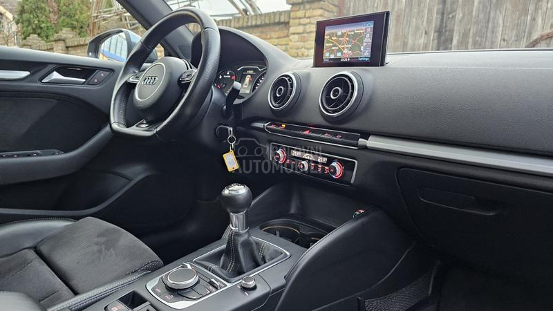 Audi A3 2.0 TDI S-LINE