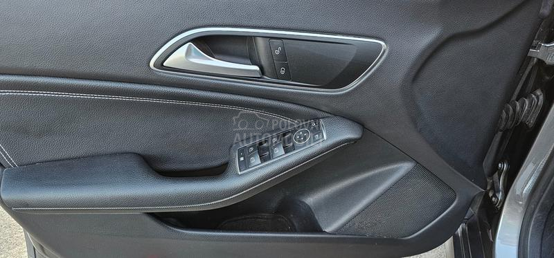 Mercedes Benz CLA 180 Shooting Brake 180d