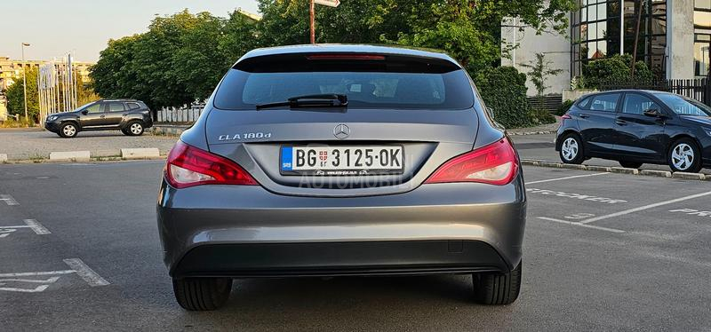 Mercedes Benz CLA 180 Shooting Brake 180d