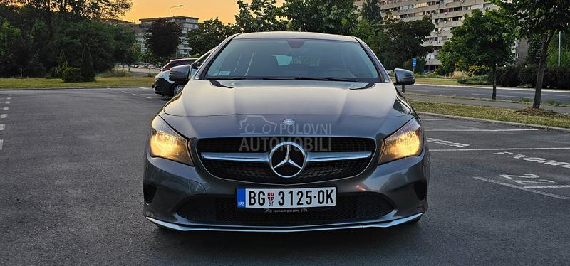 Mercedes Benz CLA 180 Shooting Brake 180d