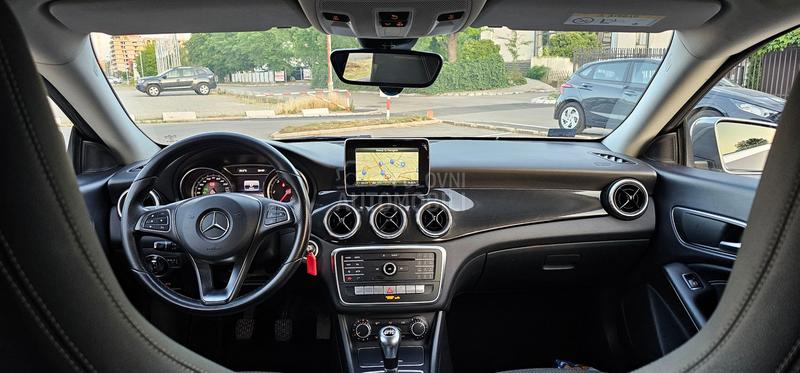 Mercedes Benz CLA 180 Shooting Brake 180d