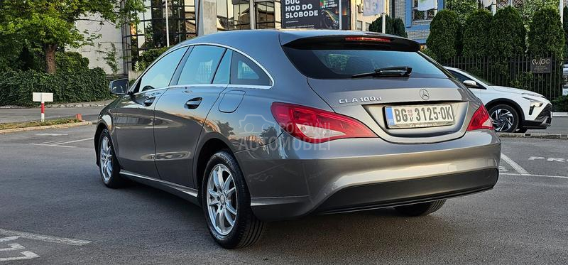 Mercedes Benz CLA 180 Shooting Brake 180d