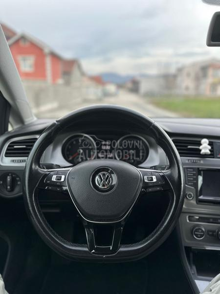 Volkswagen Golf 7 