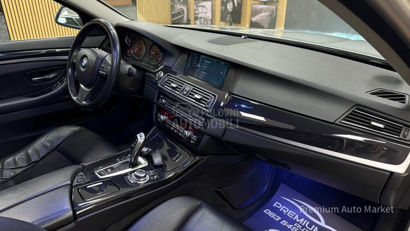BMW 520 //2.0 D//PANO/FUL