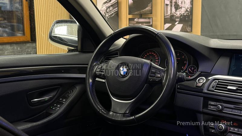 BMW 520 //2.0 D//PANO/FUL