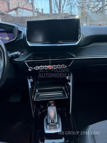 Peugeot 2008 1.5 HDI ALLURE